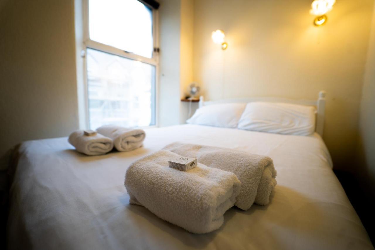 Sea Bed Guesthouse Ньюки Экстерьер фото