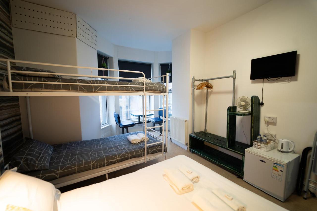 Sea Bed Guesthouse Ньюки Экстерьер фото