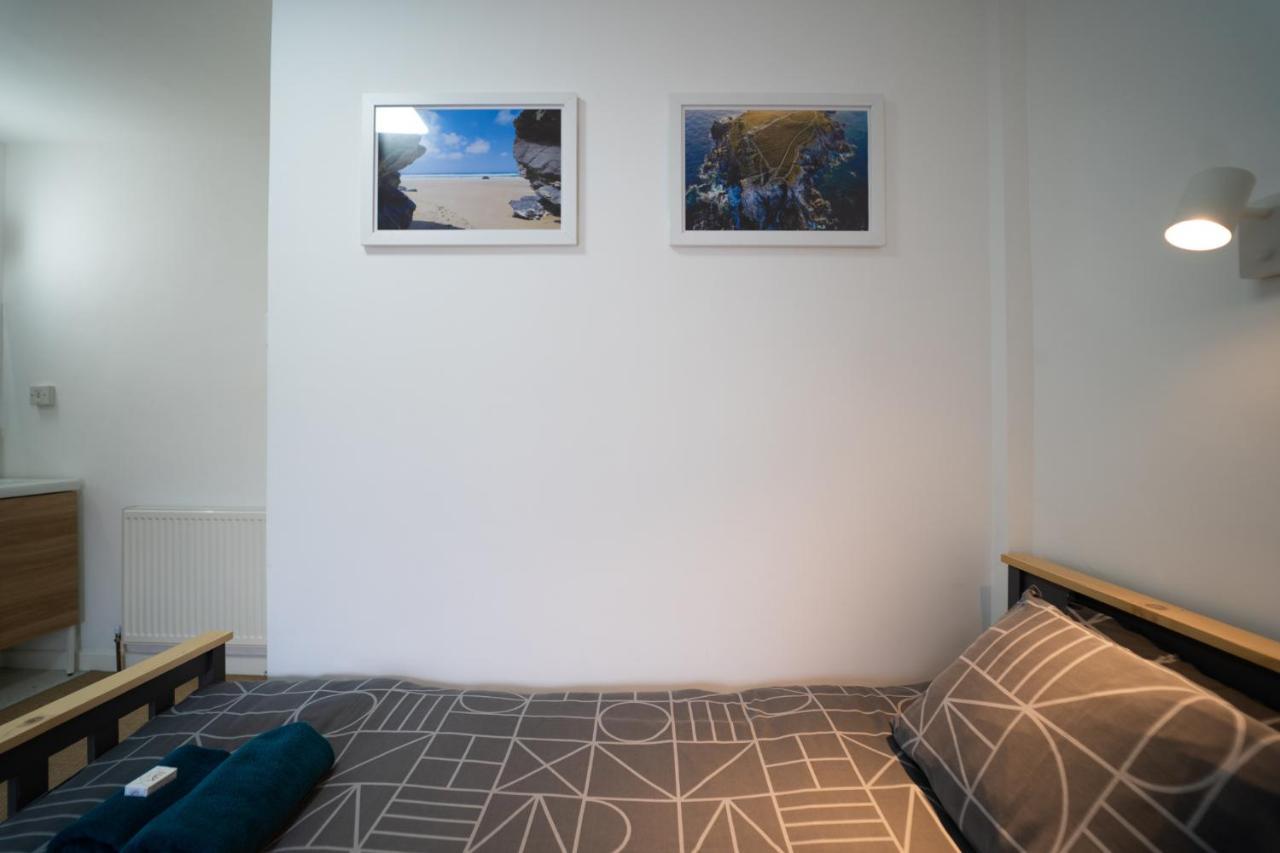 Sea Bed Guesthouse Ньюки Экстерьер фото