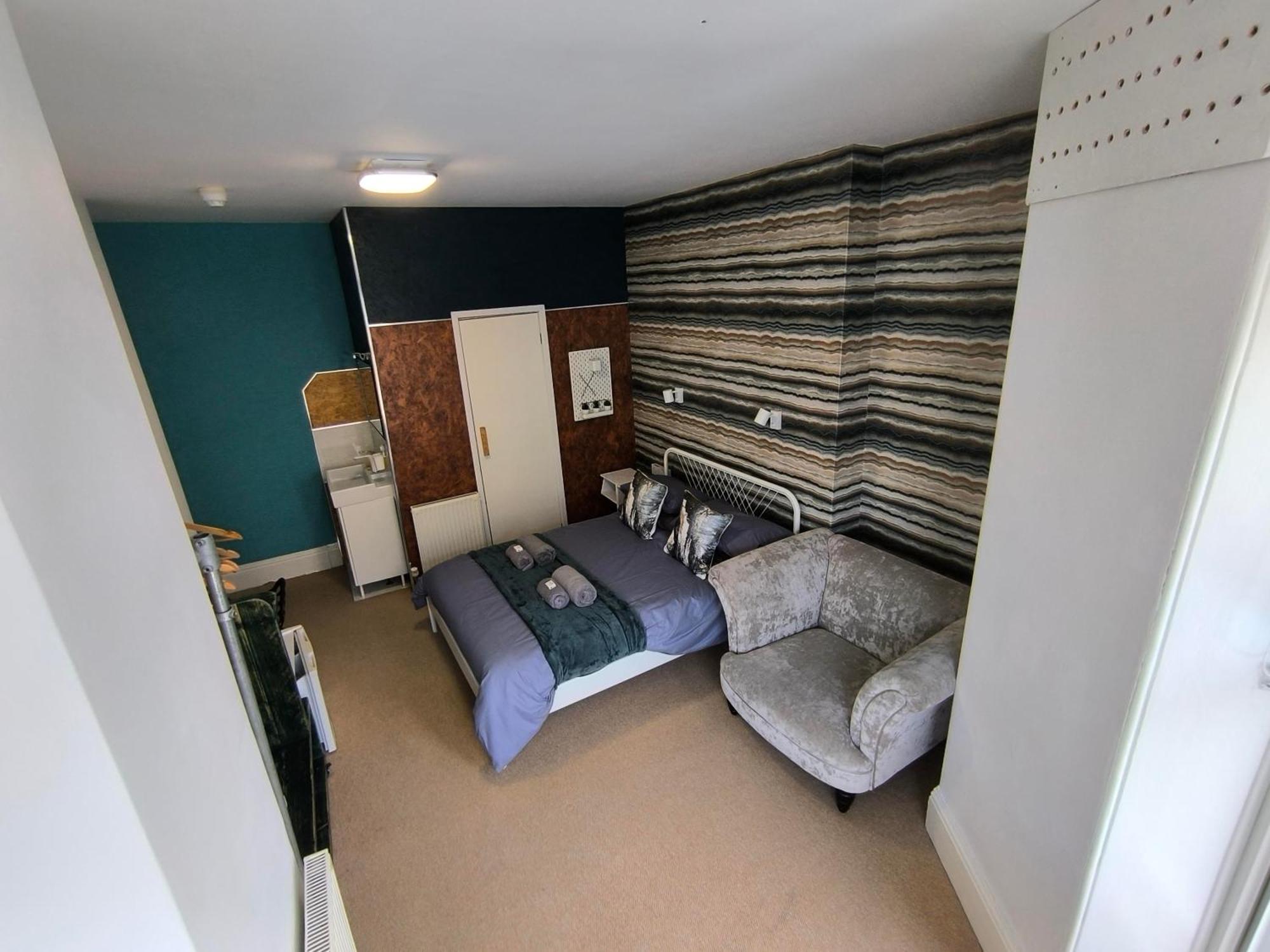 Sea Bed Guesthouse Ньюки Экстерьер фото